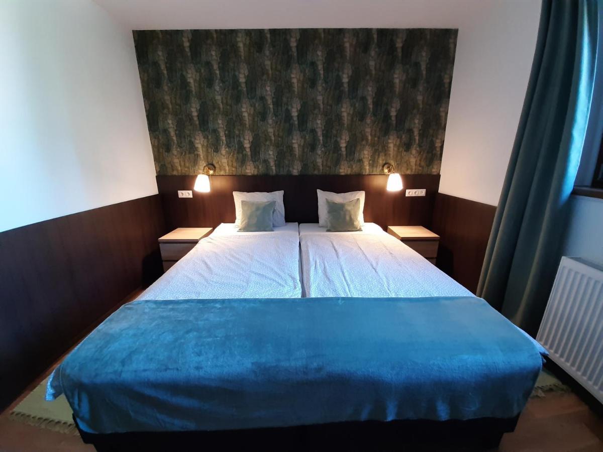 Bajor Panzio Bed and Breakfast Kecskemét Buitenkant foto