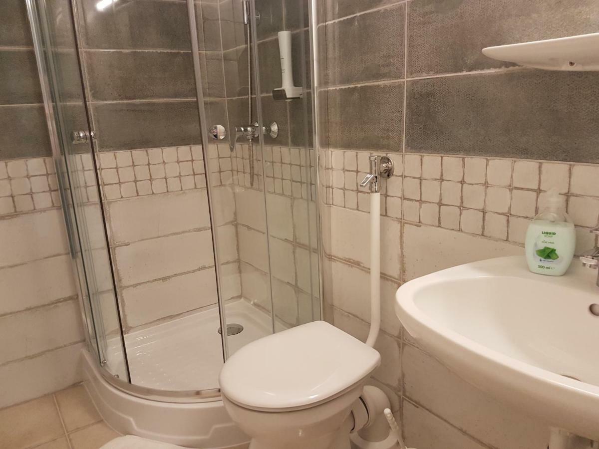 Bajor Panzio Bed and Breakfast Kecskemét Buitenkant foto